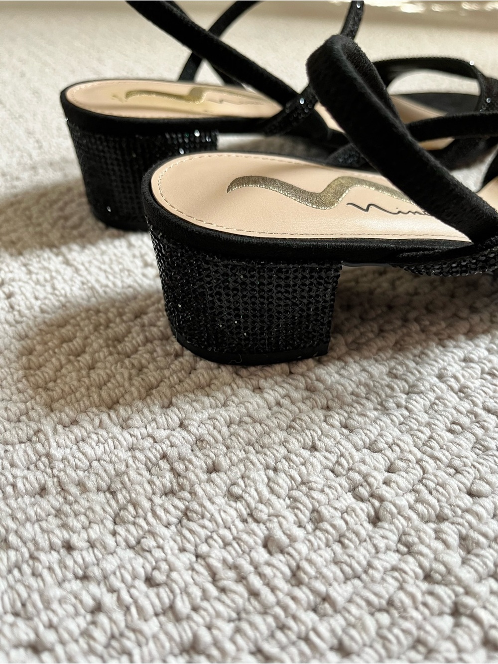 Nina “Giannis” Black Sparkle Open Toed Dress Shoes, Size 8 - Picture 2 of 4